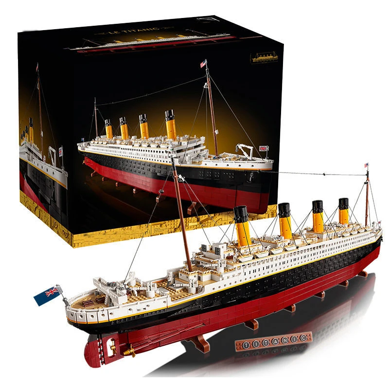 kf-S536a00394e5745e982b7f83c43f545b8m MINISO With Lights Compatible MOC Display Titanic 9090PCS Large Cruise Boat Ship Building Blocks Bricks Children Toys Gifts - Image 1