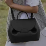 2025 High End Women's Bag with Niche Design, Light Luxury Leather Storage, Versatile Women's Bag for Commuting