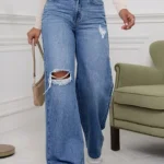 Women's non-stretch denim trousers, straight loose wide legs, ripped design, comfortable fabric, suitable for wearing outside.