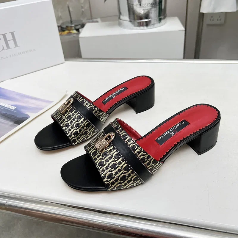 kf-S17ad9ef667754179a5b7a15fc5233331e CH New Women's Outdoor Sandals Simple and Comfortable Classic Style Fashion Summer Ladies Slippers Low Heel Retro Versatile - Image 1