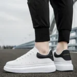 New Men's Shoes Branded Couple Sneakers Designer Sports Shoe Casual Men's Women's Shoe Running Tennis Shoes Sneakers Women